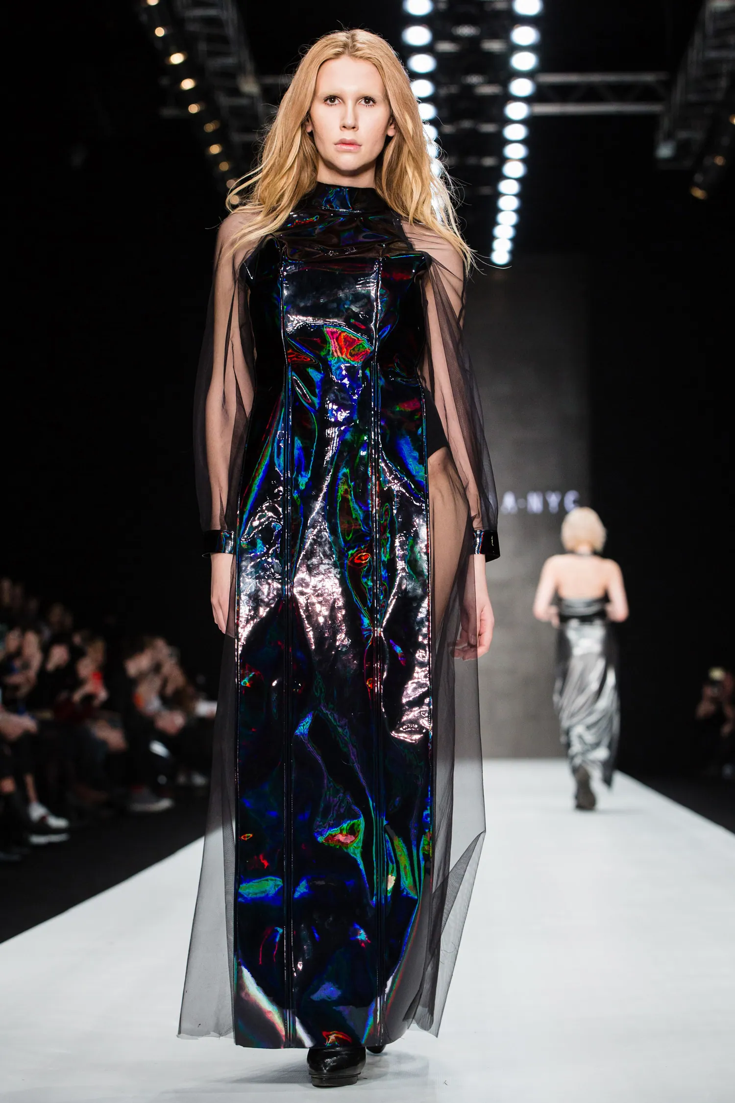 Digital Folding of the World look 28