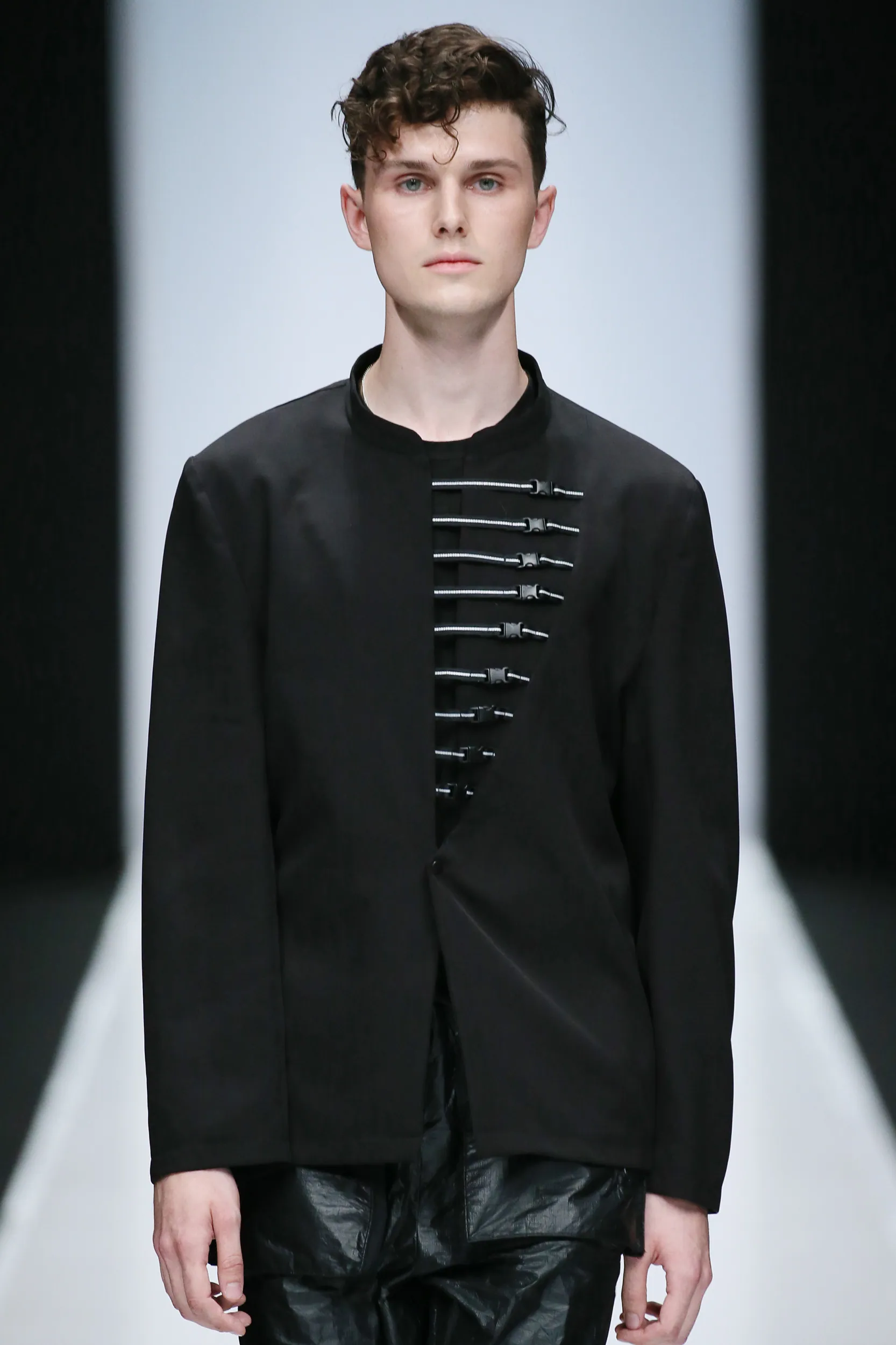 RAY look 15
