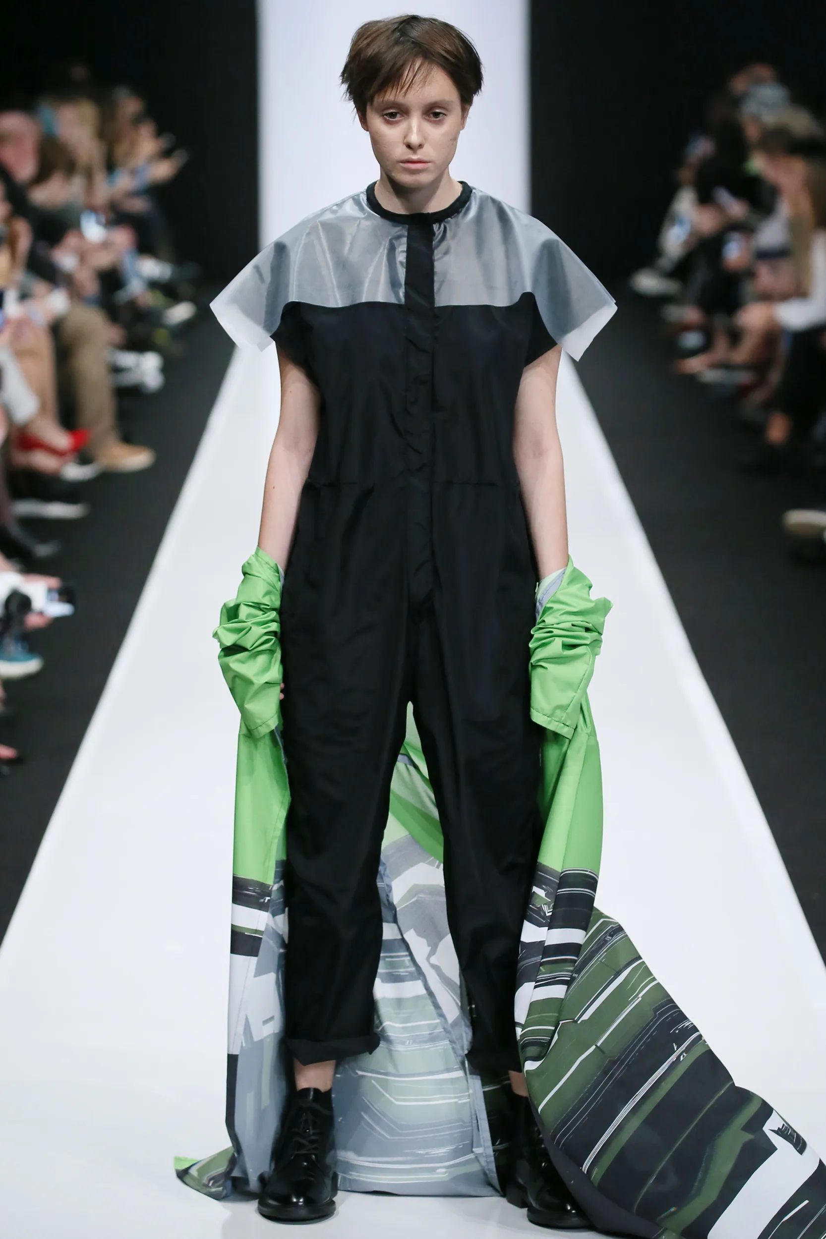 RAY look 11