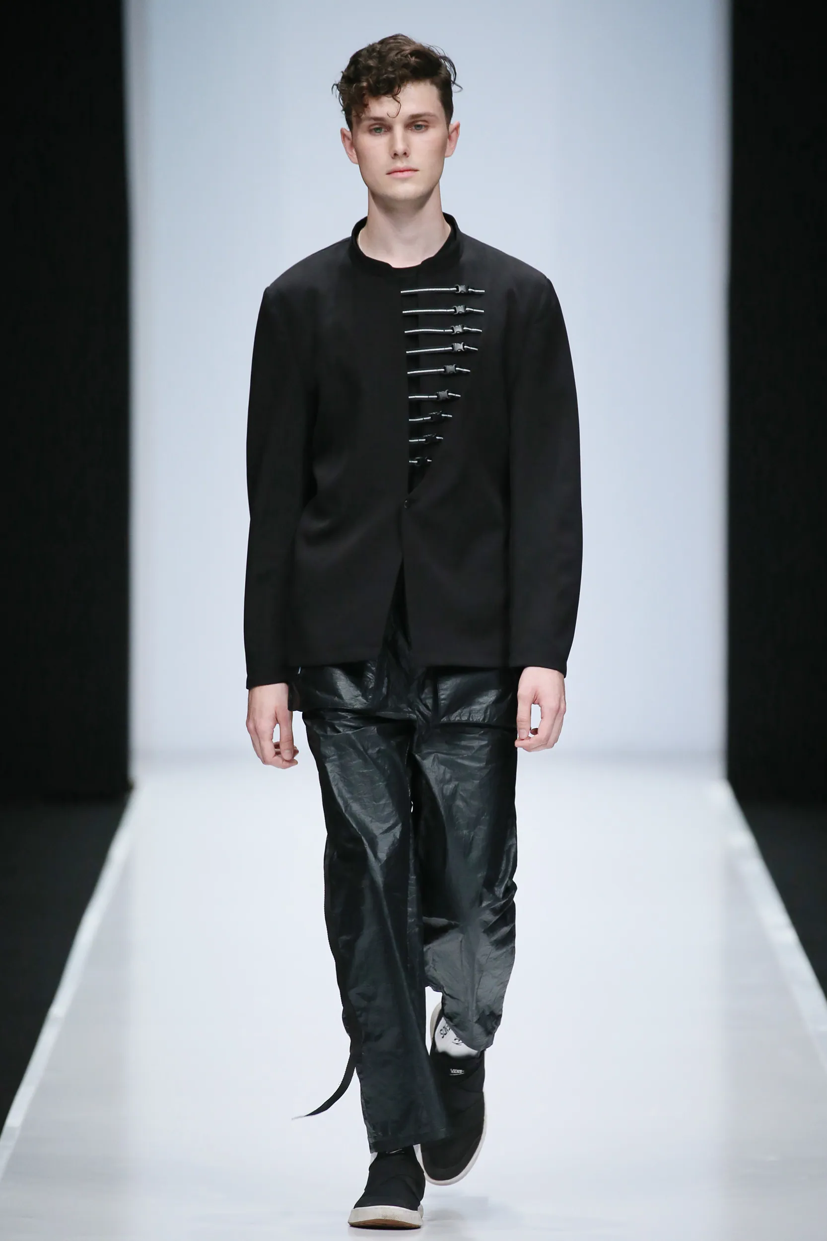 RAY look 14