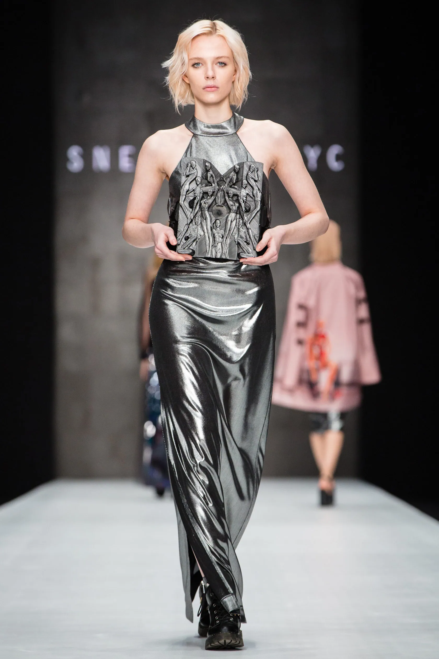 Digital Folding of the World look 27