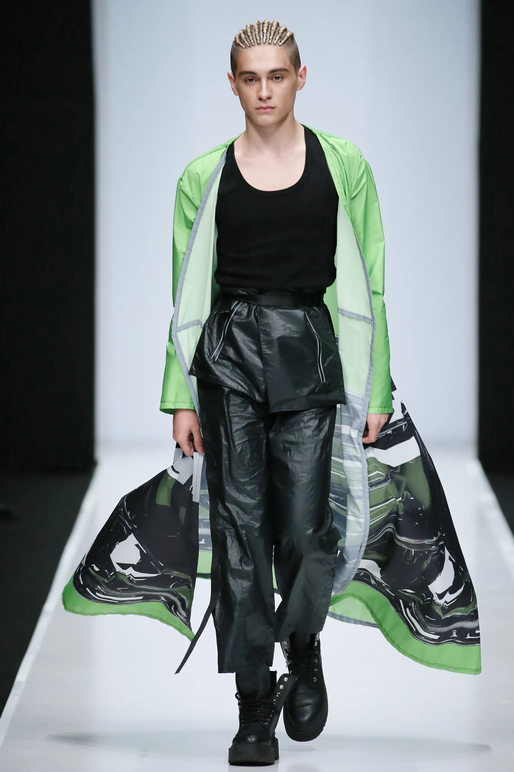 RAY look 29