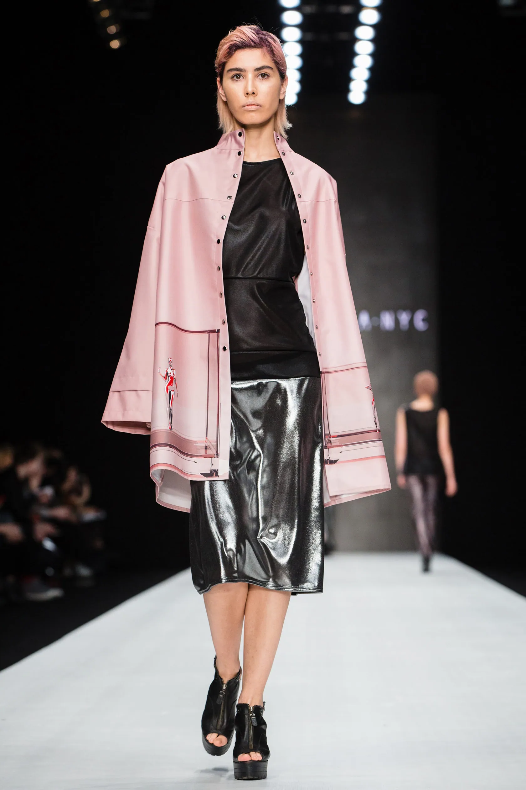 Digital Folding of the World look 26