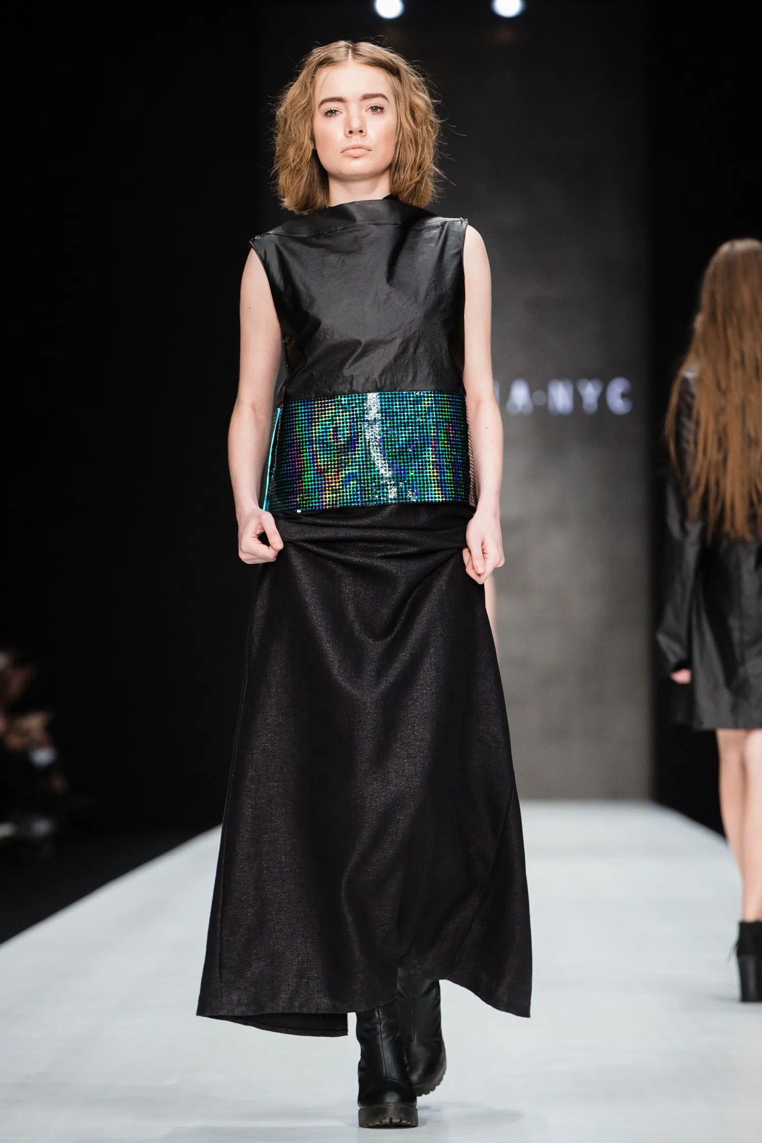Digital Folding of the World look 10