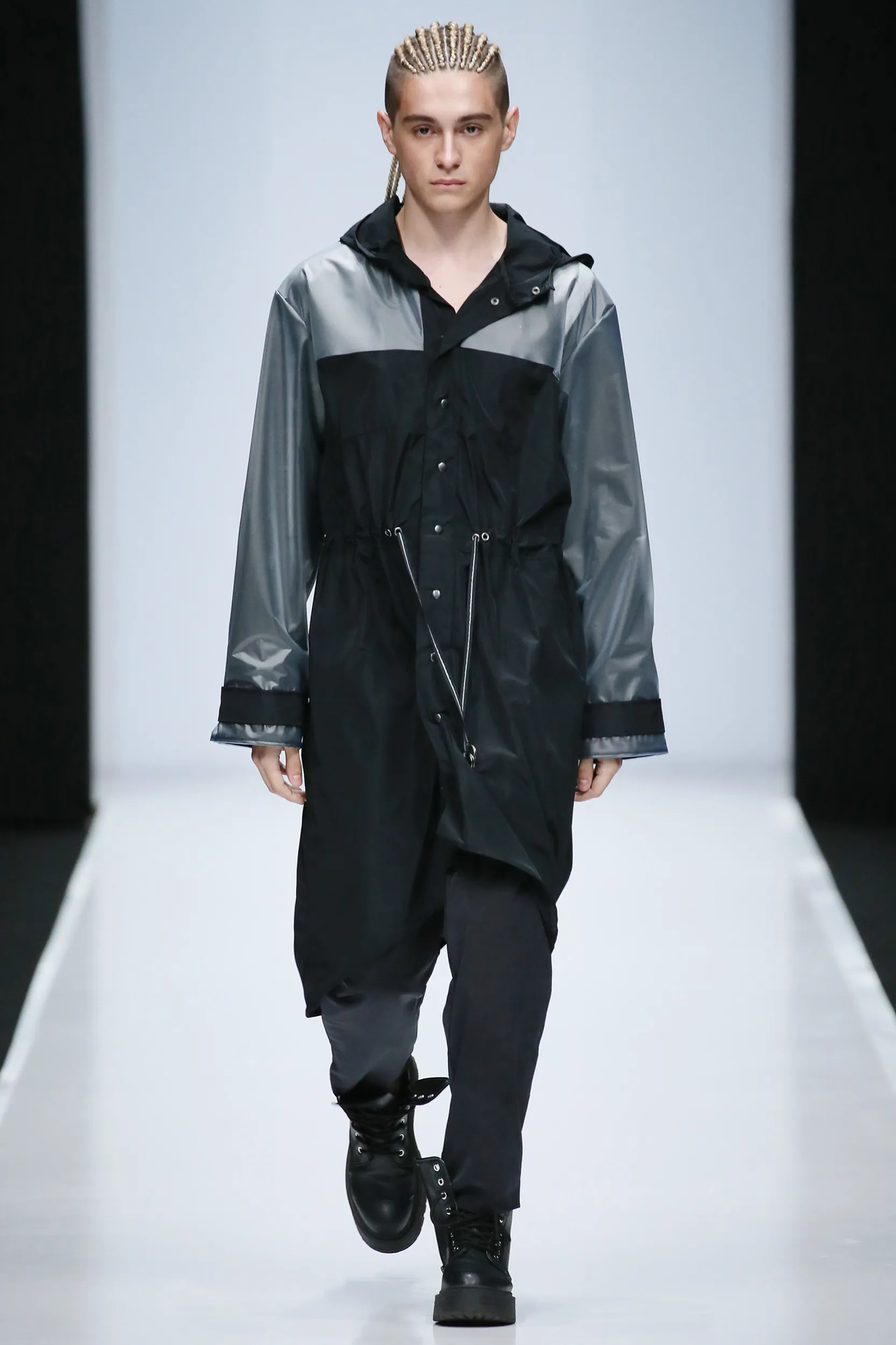 RAY look 9